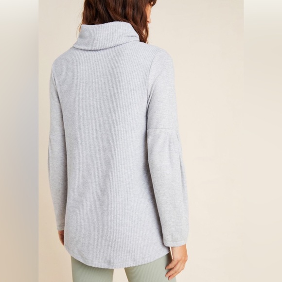 Anthropologie turtleneck - Picture 4 of 5